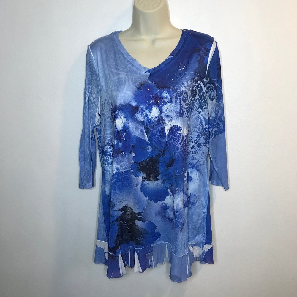 Laura Ashley MEDIUM M Blue Floral V-neck 3/4 Sheer Sleeve Shirt Blouse Stretch